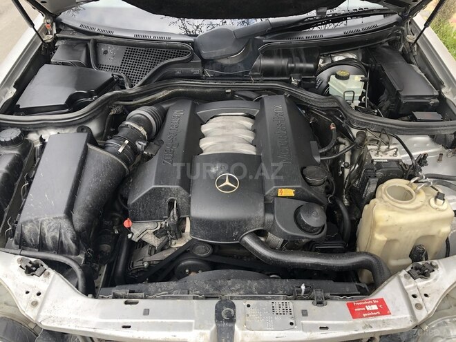 Mercedes E 240 1999, 260,000 km - 2.4 l - Ağcabədi