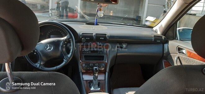 Mercedes C 220 2000, 300,000 km - 2.2 l - Bakı
