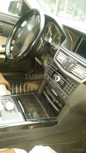 Mercedes E 350 2009, 116,000 km - 3.5 l - Sumqayıt