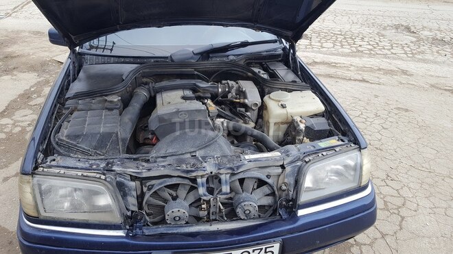 Mercedes C 200 1994, 157,000 km - 2.0 l - Bakı