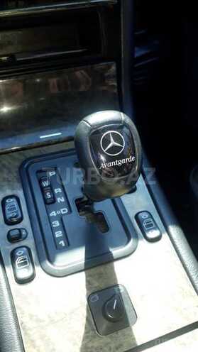 Mercedes E 220 1998, 438,063 km - 2.2 l - Bakı