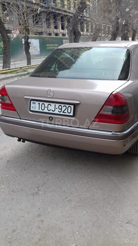 Mercedes C 220 1993, 250,000 km - 2.2 л - Bakı