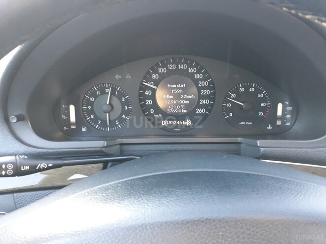 Mercedes E 240 2002, 185,000 km - 2.6 l - Bakı
