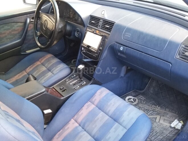 Mercedes C 200 1995, 300,670 km - 2.0 l - Bakı
