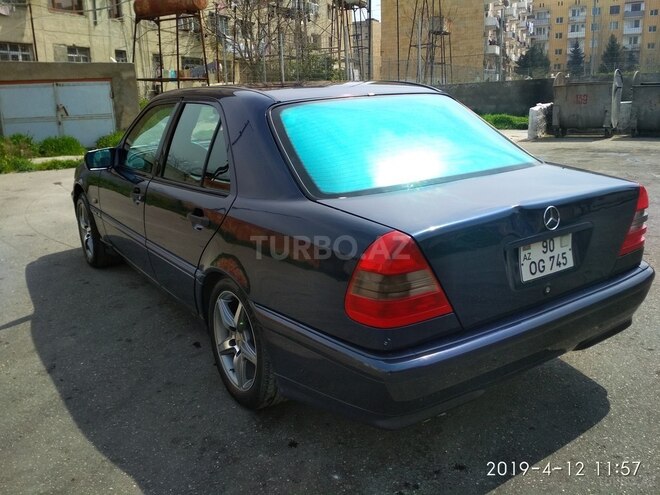 Mercedes C 200 1995, 300,670 km - 2.0 l - Bakı