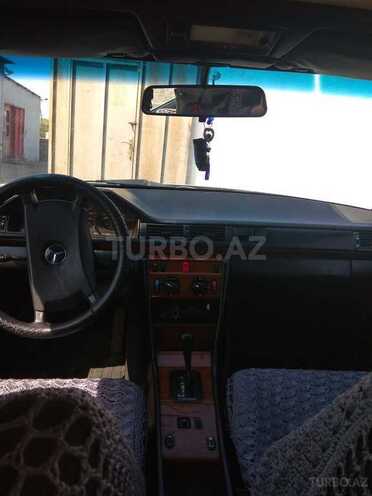 Mercedes E 230 1991, 336,000 km - 2.3 l - Bakı