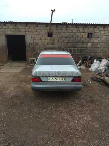 Mercedes E 230 1991, 336,000 km - 2.3 l - Bakı