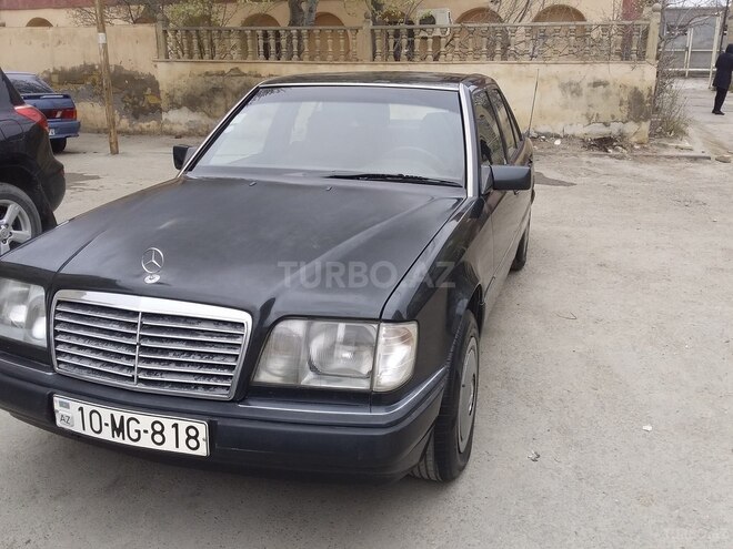 Mercedes E 220 1994, 461,500 km - 2.2 l - Bakı