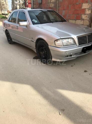 Mercedes C 220 2000, 450,000 km - 22.0 l - Bakı