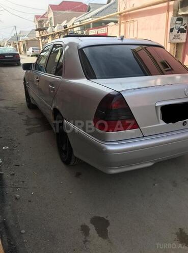 Mercedes C 220 2000, 450,000 km - 22.0 l - Bakı