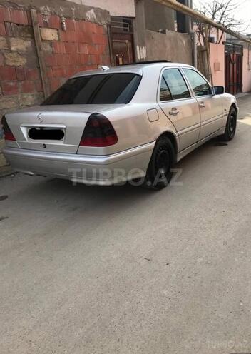 Mercedes C 220 2000, 450,000 km - 22.0 l - Bakı