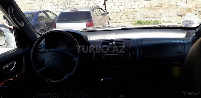 Hyundai Terracan 2003, 265,000 km - 2.9 l - Bakı