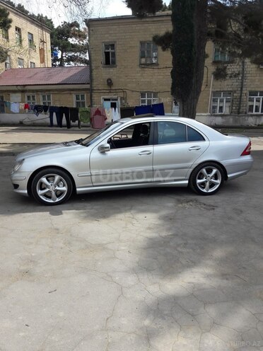 Mercedes C 250 2007, 166,000 km - 2.5 l - Bakı
