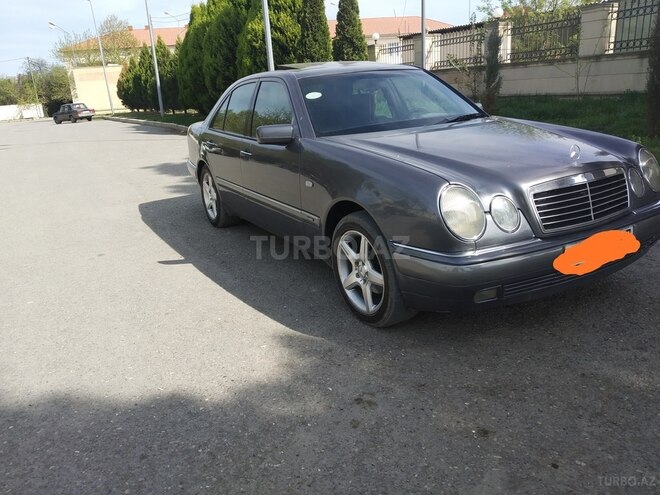 Mercedes E 230 1997, 288,000 km - 2.3 l - Gəncə