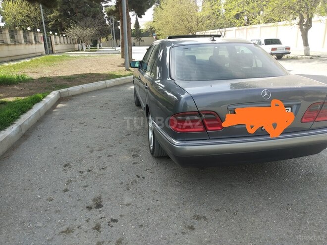 Mercedes E 230 1997, 288,000 km - 2.3 l - Gəncə