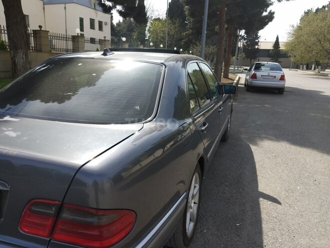 Mercedes E 230 1997, 288,000 km - 2.3 l - Gəncə