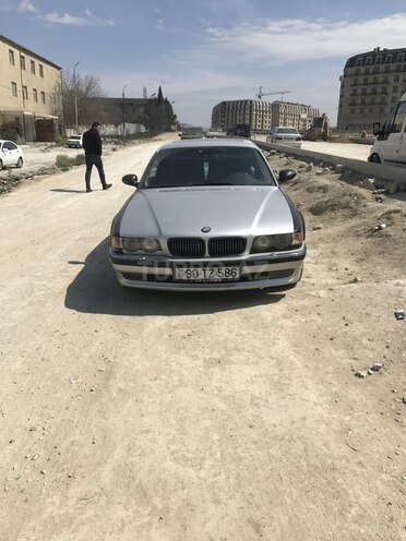 BMW 735 2001, 225,000 km - 0.4 л - Bakı