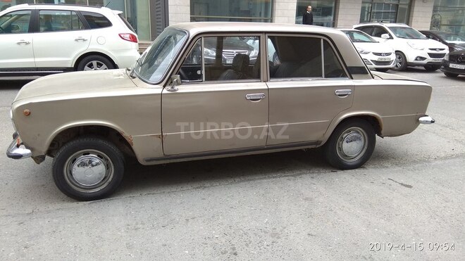 LADA (VAZ) 21011 1975, 256,300 km - 1.3 l - Bakı