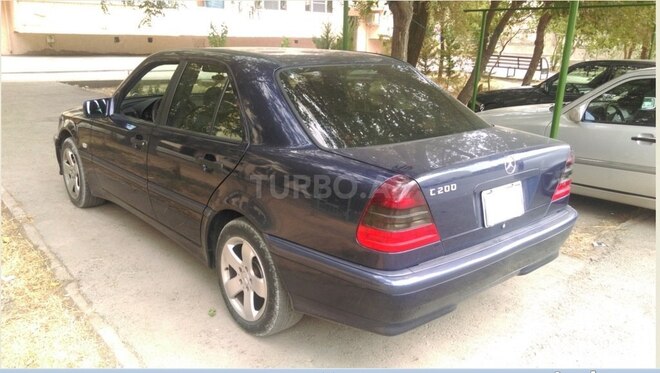 Mercedes C 200 1998, 320,000 km - 2.0 л - Bakı