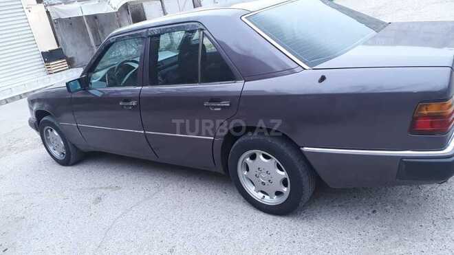 Mercedes E 300 1993, 284,755 km - 3.0 l - Bakı