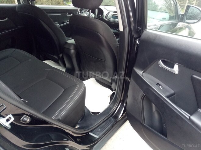 Kia Sportage 2011, 65,600 km - 2.0 l - Bakı