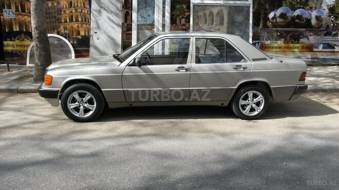 Mercedes 190 1989, 394,760 km - 2.0 l - Bakı