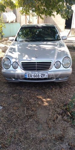 Mercedes E 270 2001, 240,000 km - 2.7 l - Bakı