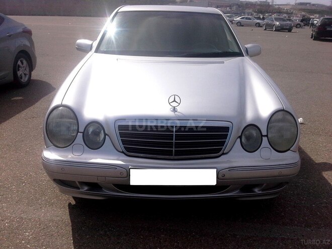 Mercedes E 220 2000, 317,000 km - 2.2 l - Bakı