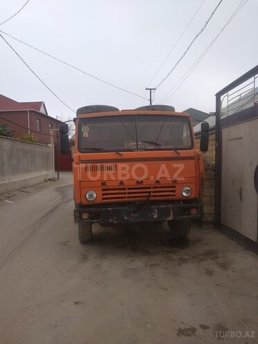 KamAz 5511 1985, 220,000 km - 11.0 l - Qobustan