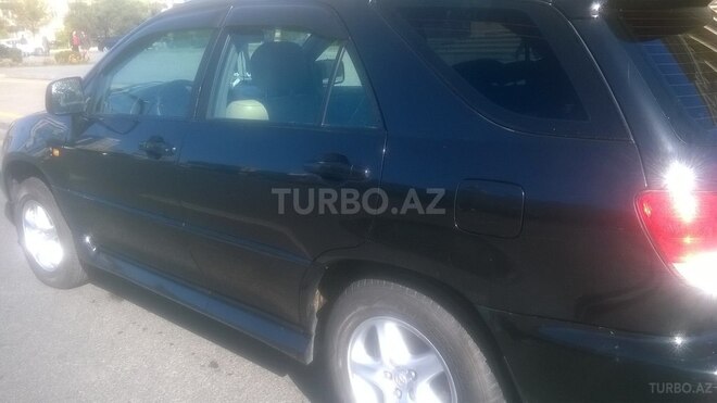 Toyota Harrier 2000, 330,000 km - 2.2 l - Bakı
