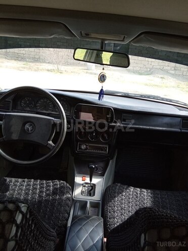 Mercedes 190 1984, 300,000 km - 2.0 l - Bakı