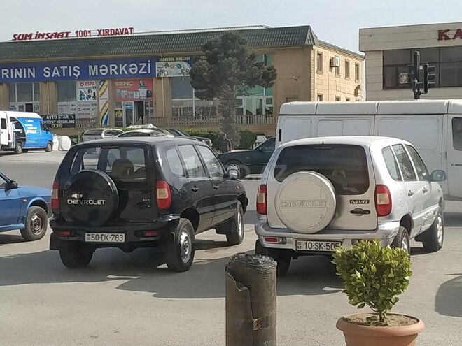 Chevrolet Niva 2007, 175,000 km - 1.7 l - Sumqayıt