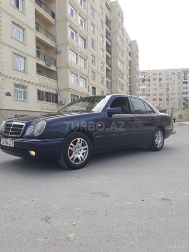 Mercedes E 200 1996, 410,000 km - 0.2 l - Bakı