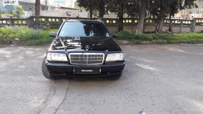 Mercedes C 180 1997, 290,000 km - 1.8 l - Şəki