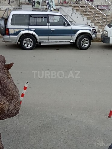 Mitsubishi Pajero 1994, 380,000 km - 2.5 л - Bakı