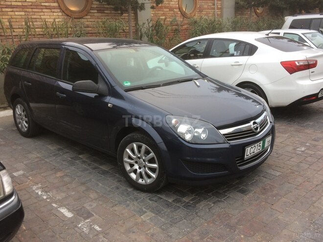 Opel Astra 2009, 224,000 km - 1.4 l - Bakı
