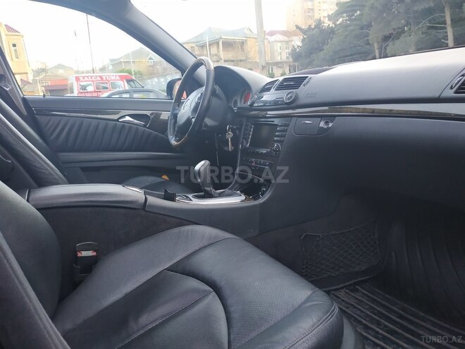 Mercedes E 270 2003, 380,000 km - 2.7 l - Bakı