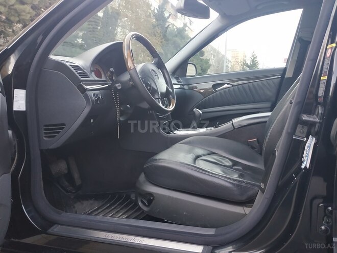 Mercedes E 270 2003, 380,000 km - 2.7 l - Bakı