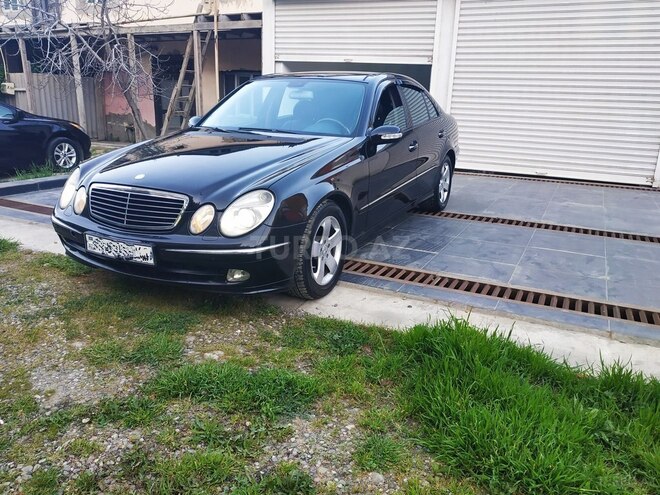 Mercedes E 270 2003, 380,000 km - 2.7 l - Bakı