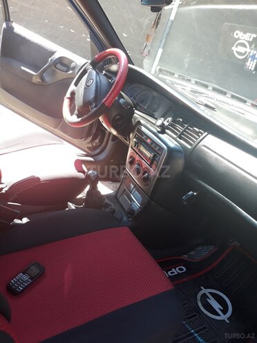 Opel Vectra 1998, 490,000 km - 2.0 l - Qazax
