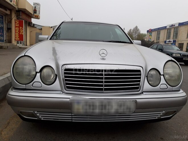 Mercedes E 230 1997, 250,000 km - 2.3 l - Bakı