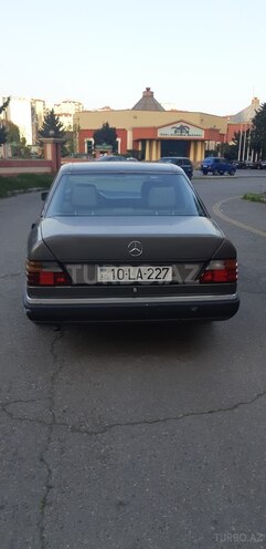 Mercedes E 200 1990, 350,657 km - 2.0 л - Bakı