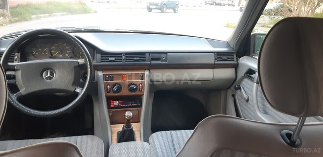 Mercedes E 200 1990, 350,657 km - 2.0 л - Bakı