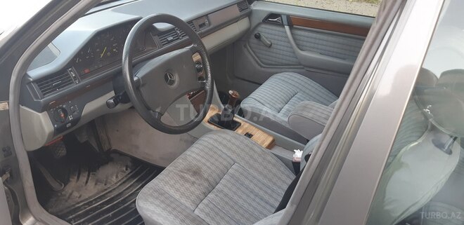 Mercedes E 200 1990, 350,657 km - 2.0 л - Bakı