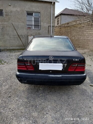 Mercedes E 220 1999, 360,000 km - 2.2 l - Bakı