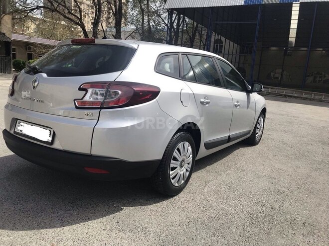 Renault Megane 2010, 130,000 km - 1.5 l - Bakı