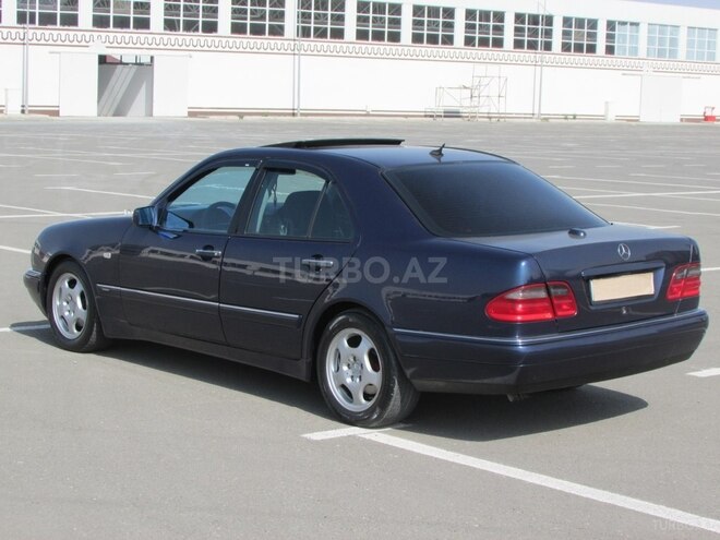 Mercedes E 260 1999, 280,900 km - 2.6 l - Gəncə