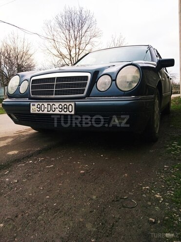 Mercedes E 280 1998, 349,000 km - 2.8 l - İsmayıllı