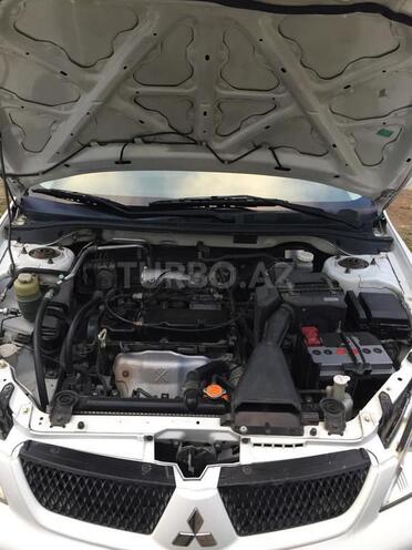 Mitsubishi Lancer 2006, 300,000 km - 1.6 l - Bakı