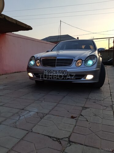 Mercedes E 220 2002, 330,000 km - 2.2 l - Bakı